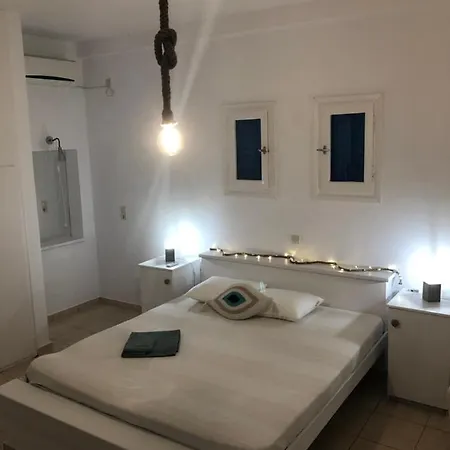 Cycladic House In Koumbara Ios Tzamaria